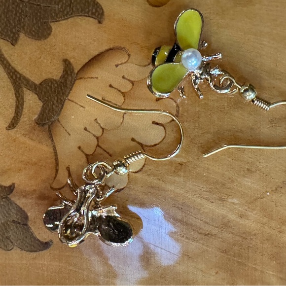 Yellow Bee Earrings with Pearl Accent - Picture 3 of 3